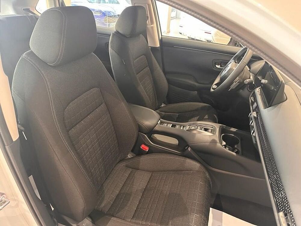 Honda ZR-V 2.0 i-MMD 4x2 CVT Elegance