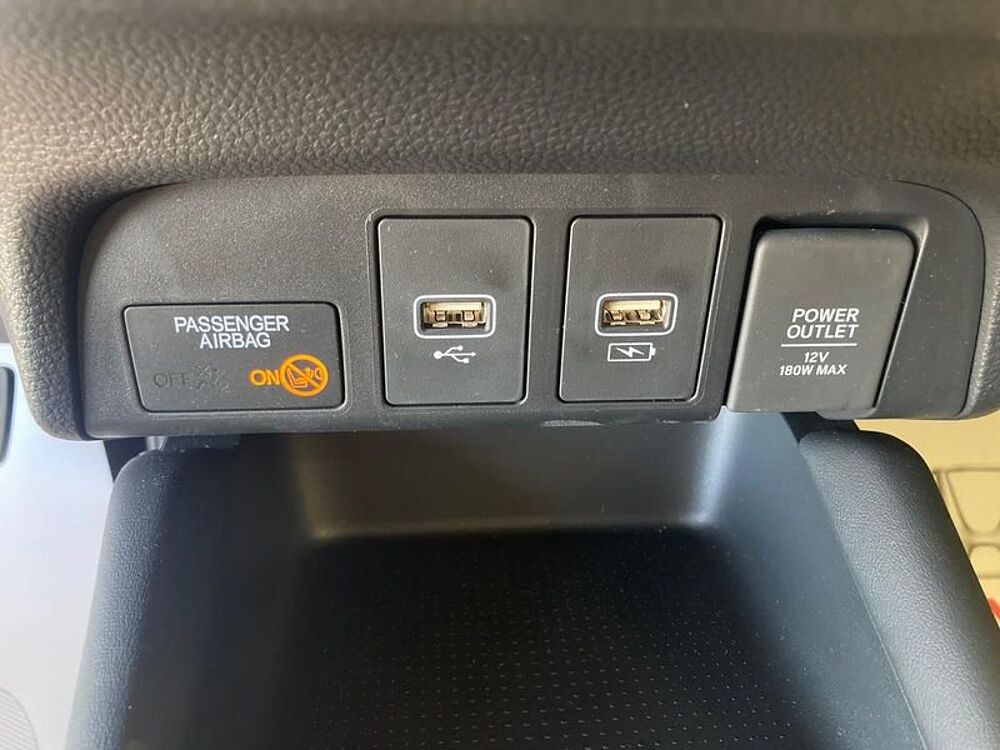 Honda Jazz Hybrid 1.5 i-MMD 109cv Auto. Elegance