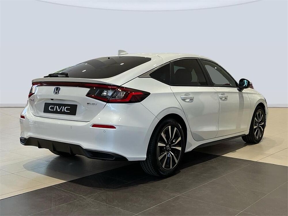 Honda Civic 2.0 i-MMD Elegance CVT