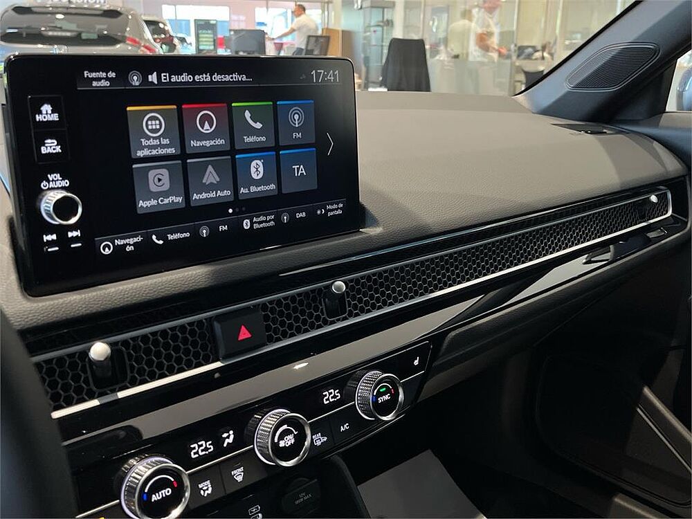 Honda Civic 2.0 i-MMD Elegance CVT