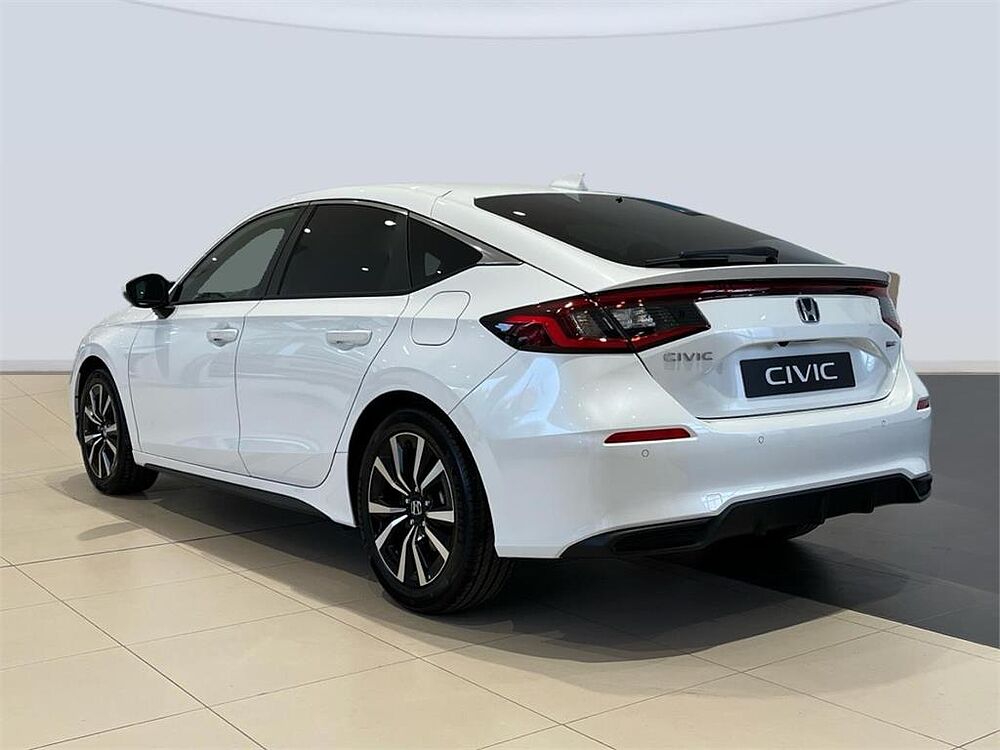 Honda Civic 2.0 i-MMD Elegance CVT