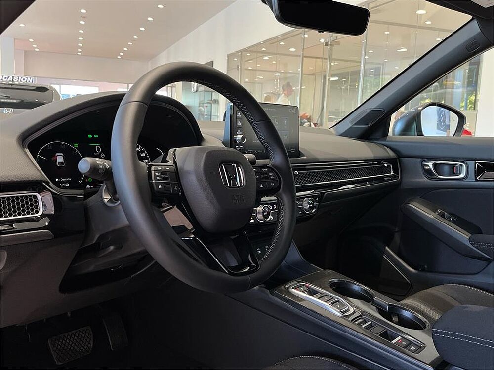 Honda Civic 2.0 i-MMD Elegance CVT