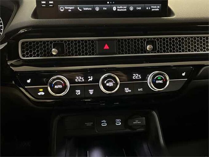 Honda Civic 2.0 i-MMD Elegance CVT