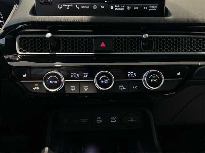 Honda Civic 2.0 i-MMD Elegance CVT