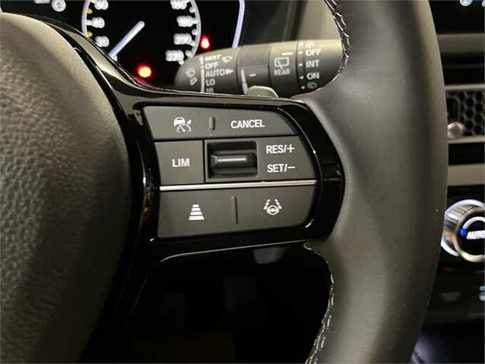 Honda Civic 2.0 i-MMD Elegance CVT