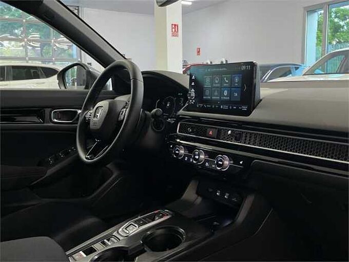 Honda Civic 2.0 i-MMD Elegance CVT