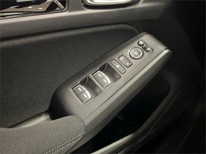 Honda Civic 2.0 i-MMD Elegance CVT