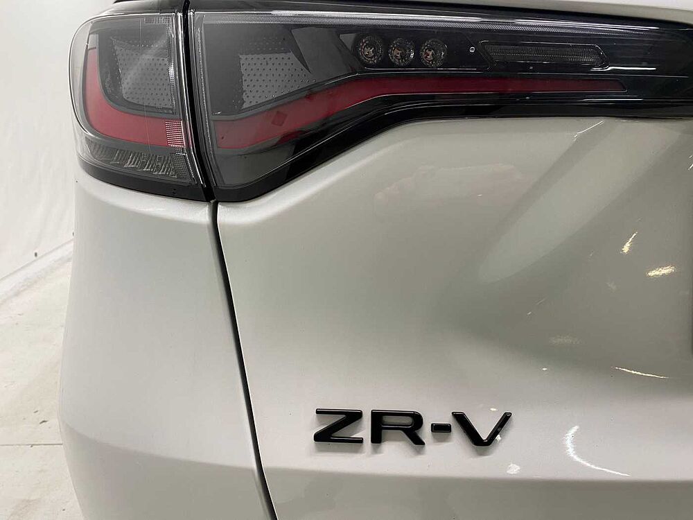 Honda ZR-V 2.0 HEV ELEGANCE CVT 184 5P