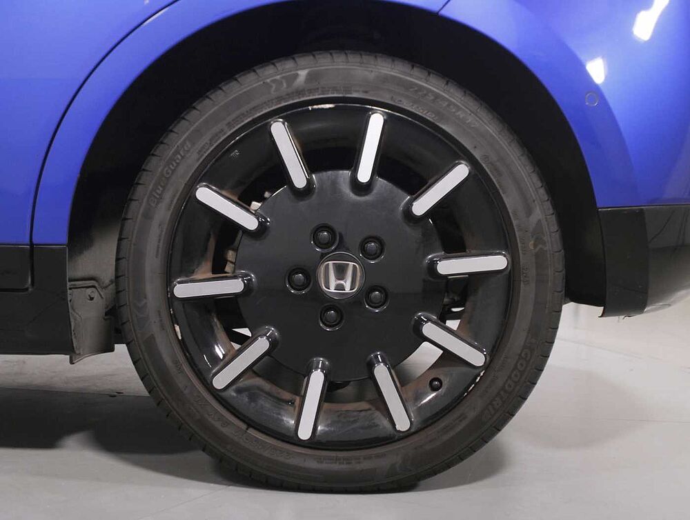 Honda e Advance 17' Standard