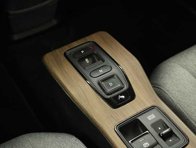 Honda e Advance 17' Standard