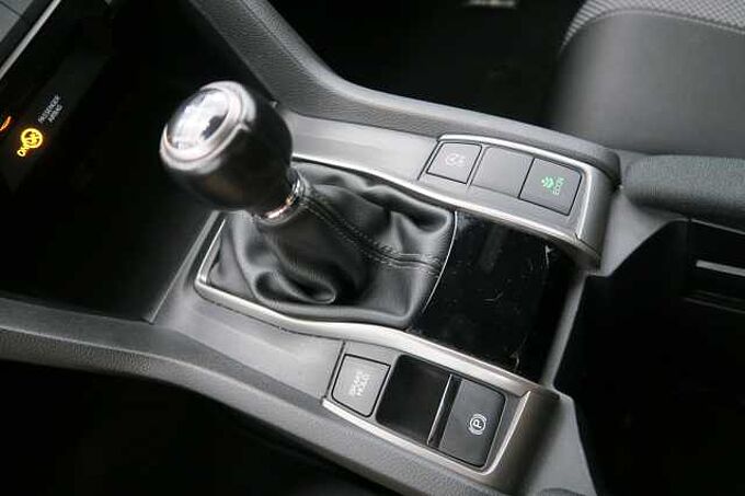 Honda Civic 5p 5P 1.0VTEC TURBO ELEGANCE NAVI