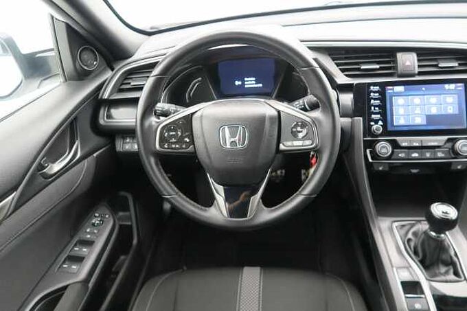 Honda Civic 5p 5P 1.0VTEC TURBO ELEGANCE NAVI