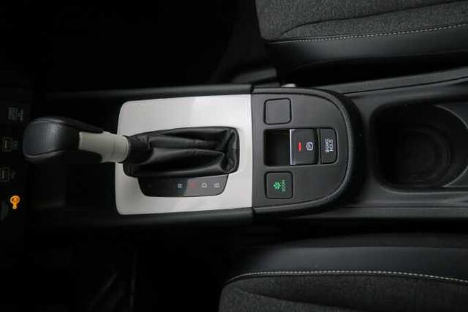 Honda Jazz Berlina 1.5 I-MMD HEV ELEGANCE 109 5P