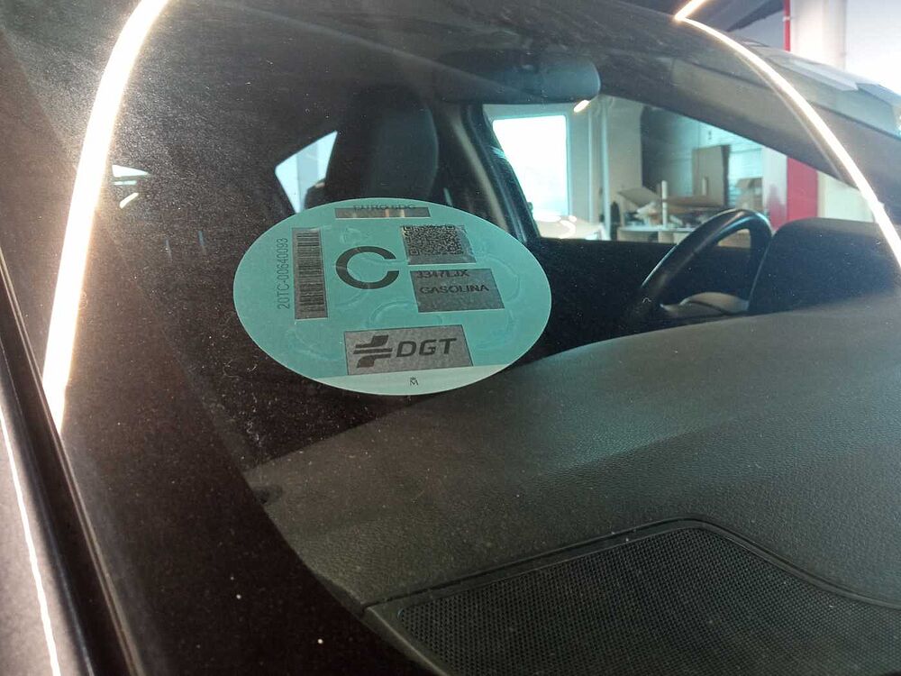 Honda HR-V ES - SUV5 1.5 i-VTEC EU6d-T, Elegance (EURO 6d-TEMP), (Facelift) 2018 - 2021