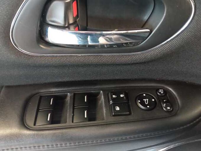 Honda  HR-V ES - SUV5 1.5 i-VTEC EU6d-T, Elegance (EURO 6d-TEMP), (Facelift) 2018 - 2021