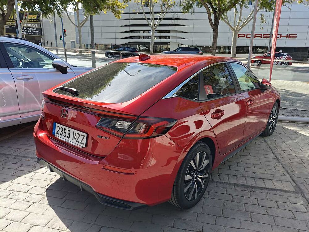 Honda Civic ELEGANCE 2.0 IMMD HIBRIDO