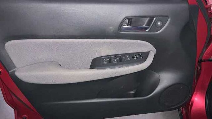 Honda Jazz 1.5 I-MMD HEV CROSSTAR 109 5P