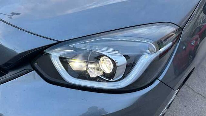 Honda Jazz 1.5 I-MMD HEV ELEGANCE 109 5P