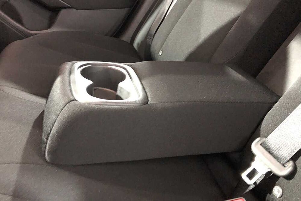 Honda Civic 2.0 HEV ELEGANCE CVT 184 5P